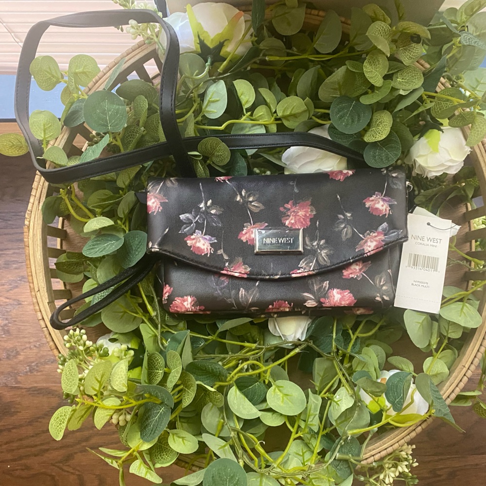 FLORAL CROSSBODY/CLUTCH MULTI-WEAR PURSE 🌺💕👜🖤✨